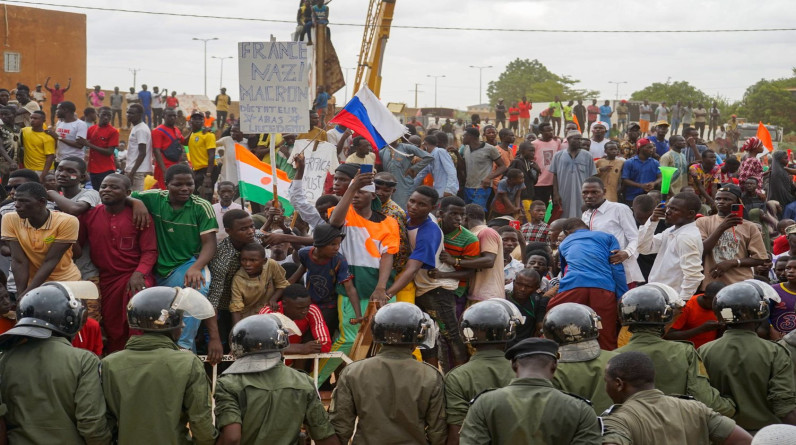 لليوم الثالث... مظاهرات في النيجر تطالب بانسحاب القوات الفرنسية
